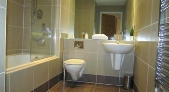 Woodlock Apartments Лийдс Екстериор снимка
